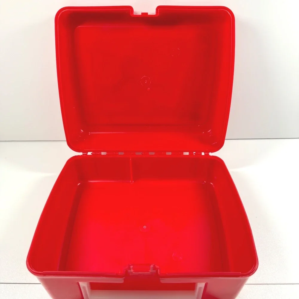 POCAHONTAS Vintage 1990s Disney Red Plastic Lunch Box Thermos Meeko Flit 90s Kid